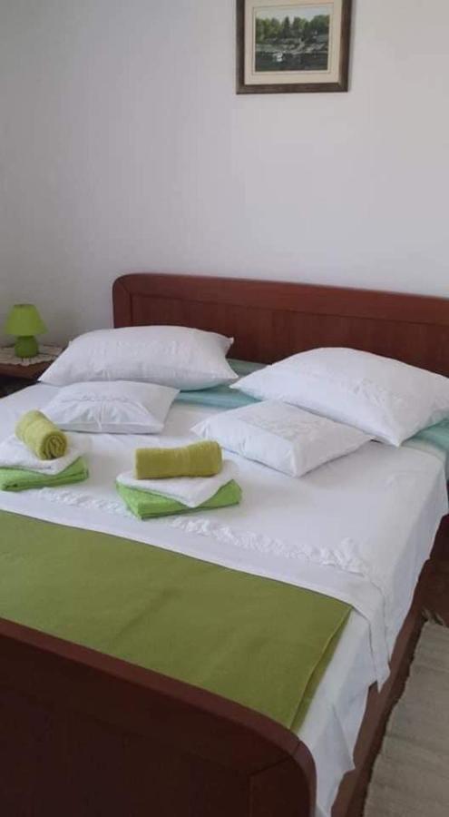Apartments Rajcic Kastela Bagian luar foto